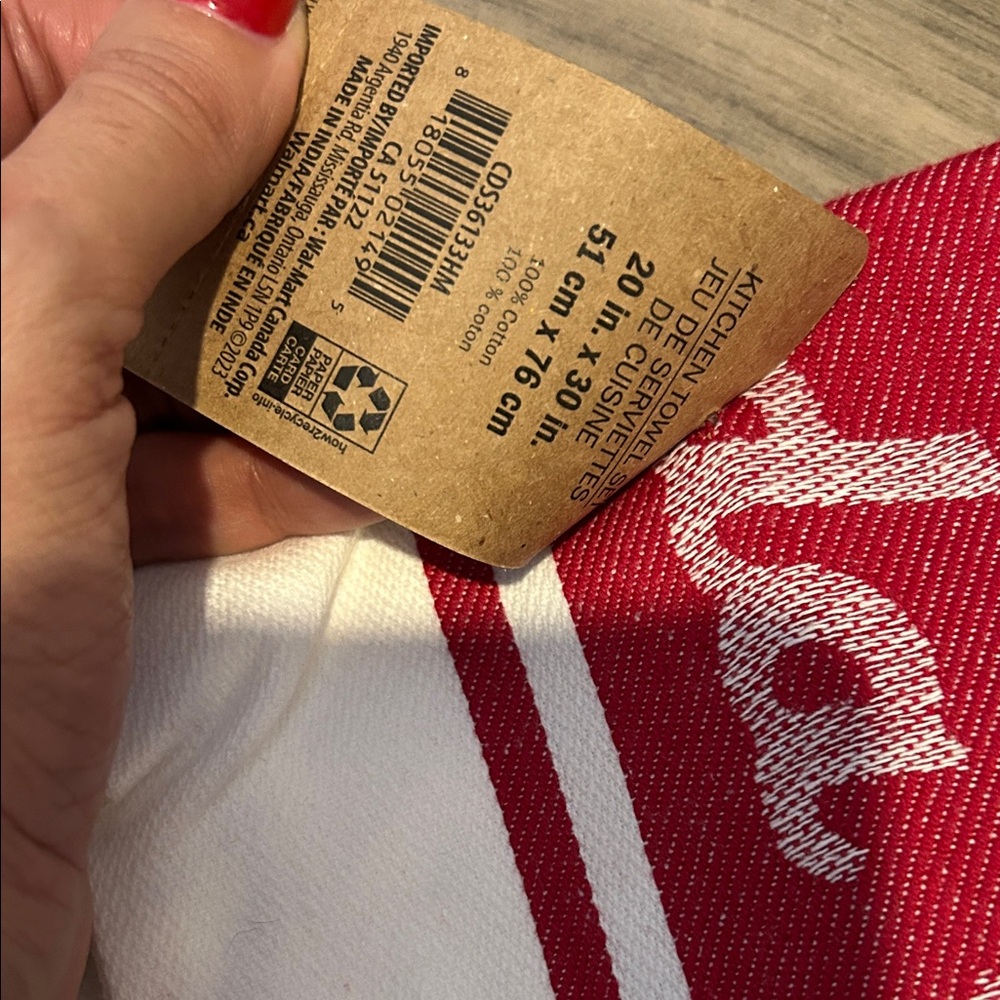 NEW 🆕 lot of 6 Canada Kitchen Towels - Picture 3 of 3